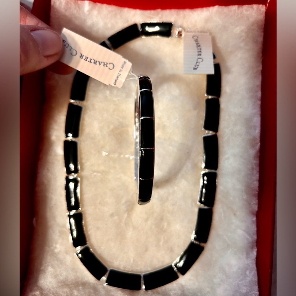 Black enamel necklace and bracelet set